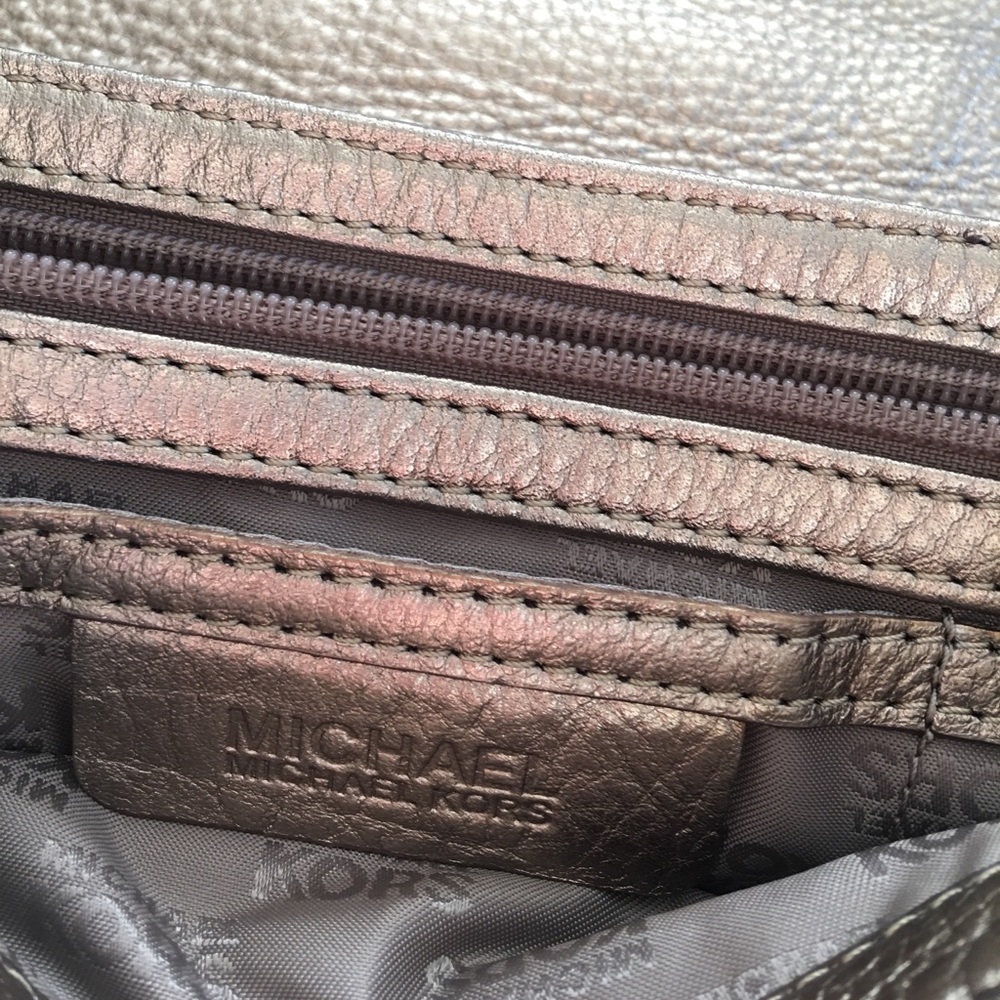 Michael Kors Vintage Gold Clutch with Chain - Picture 5 of 7